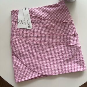 ZARA Pink Gingham Pattern Mini Skirt - NWT - Small
